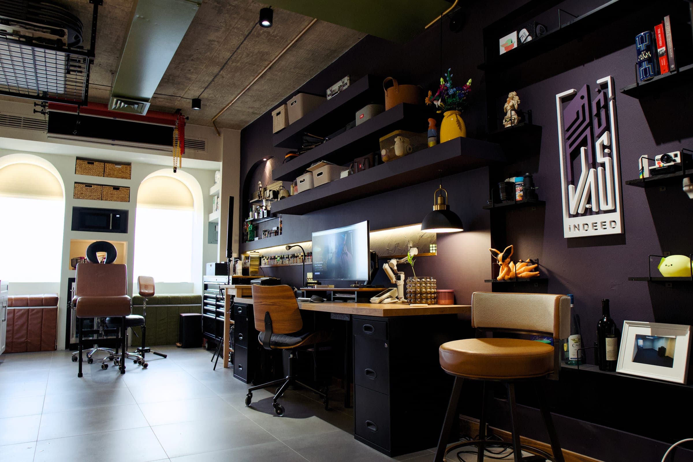 Interior del estudio privado de Rivas Indeed en San Juan, Puerto Rico